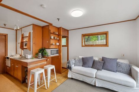 Photo of property in 36 Rangatira Road, Birkenhead, Auckland, 0626