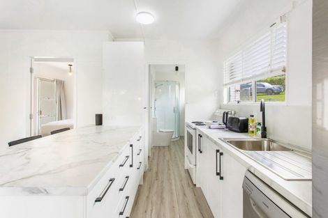 Photo of property in 30 Granger Road, Cockle Bay, Auckland, 2014
