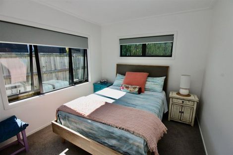 Photo of property in 70 Leeward Drive, Whitianga, 3510