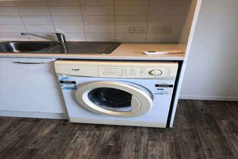 Photo of property in 1/39 Bayview Road, Bayview, Auckland, 0629