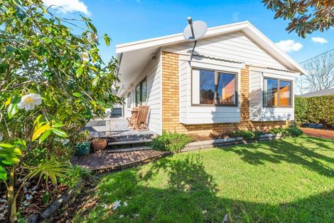 Photo of property in 9 Melanie Place, Orewa, 0931