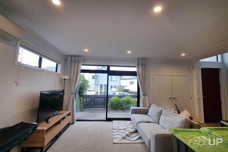 Photo of property in 9 Frank Gill Road, Hobsonville, Auckland, 0616