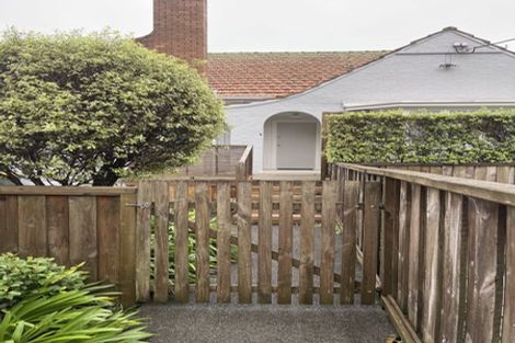 Photo of property in 12 Hugh Brown Drive, New Lynn, Auckland, 0600