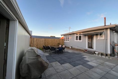 Photo of property in 67 Geraldine Street, Edgeware, Christchurch, 8013