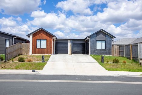 Photo of property in 8/16 Molesworth Street, Taita, Lower Hutt, 5011