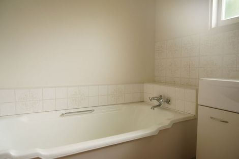 Photo of property in 3 Woodford Way, Crofton Downs, Wellington, 6035