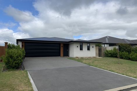 Photo of property in 32 Lydiard Drive, Rolleston, 7615