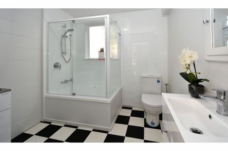 Photo of property in 2/50 Clare Road, St Albans, Christchurch, 8014