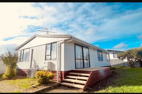 Photo of property in 34 Heathdale Crescent, Papakura, 2110