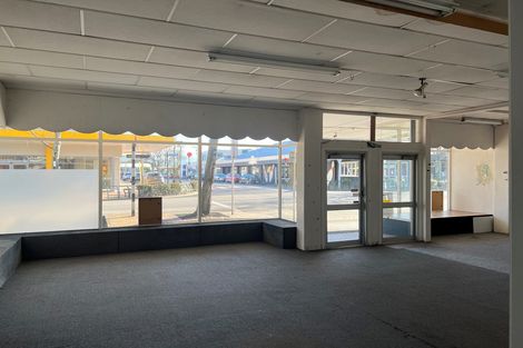Photo of property in 21 Queen Street, Mount Victoria, Wellington, 6011