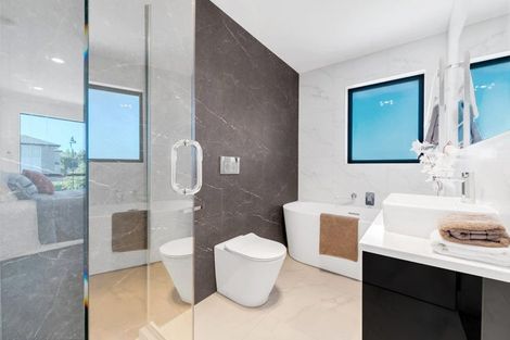 Photo of property in 20 Hughs Way, Flat Bush, 2019