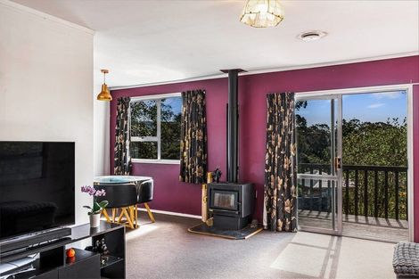 Photo of property in 42 Brunner Road, Glen Eden, Auckland, 0602