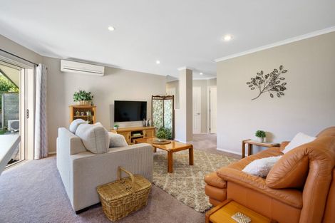 Photo of property in 16 Honiss Place, Cambridge, 3434