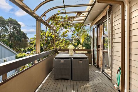 Photo of property in 53 Eskdale Road, Birkdale, Auckland, 0626