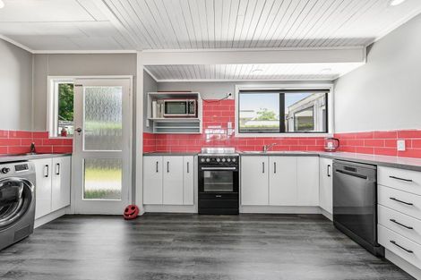 Photo of property in 1 Chequers Avenue, Chartwell, Hamilton, 3210