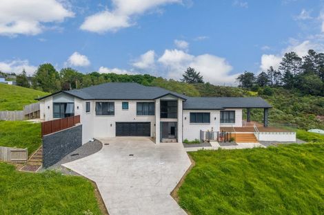 Photo of property in 300 Whitford Road, Whitford, 2576