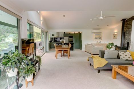 Photo of property in 13 Florance Avenue, Russell, 0202