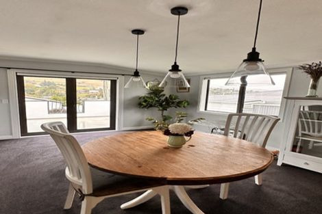 Photo of property in 11 Dickson Street, Macandrew Bay, Dunedin, 9014