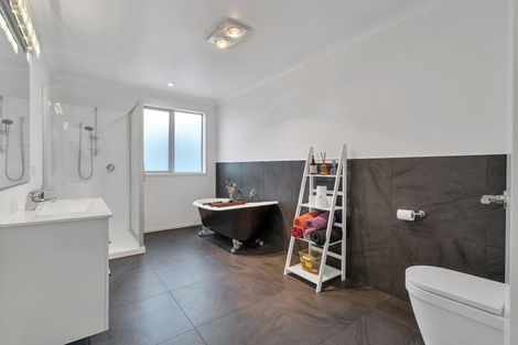 Photo of property in 169 Upper Pitone Road, Pitone, New Plymouth, 4374