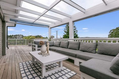 Photo of property in 247 Burtt Road, Paerata, Drury, 2578