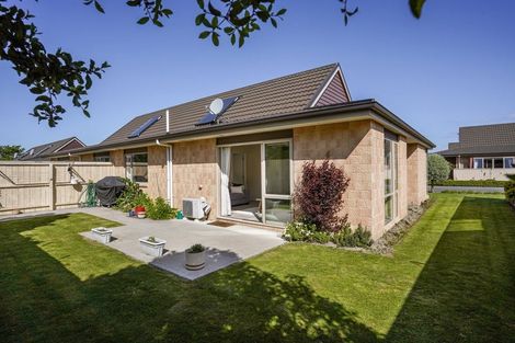 Photo of property in 3 Reeves Road, Rangiora, 7400