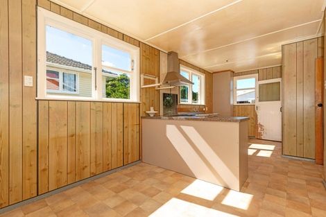 Photo of property in 66 Dalton Street, Outer Kaiti, Gisborne, 4010