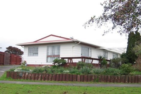 Photo of property in 36 Hillcrest Drive, Kelvin Grove, Palmerston North, 4414