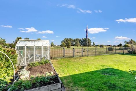 Photo of property in 18 Torrey Pines, Waimairi Beach, Christchurch, 8083