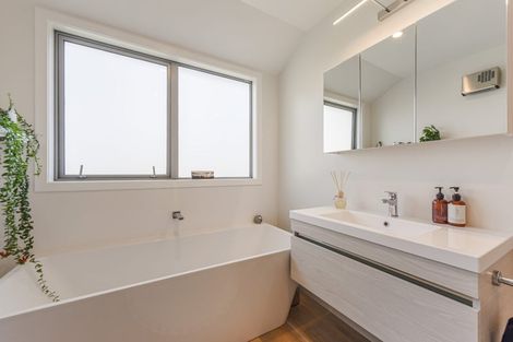 Photo of property in 3 Puketutu Grove, Motueka, 7120