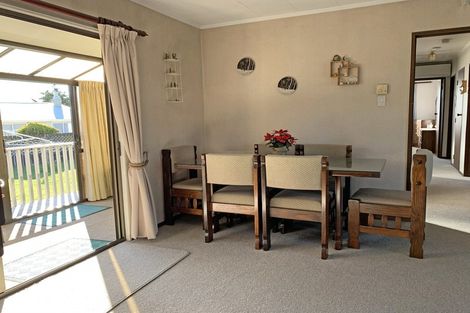 Photo of property in 4 Mount View Place, Waipukurau, 4200