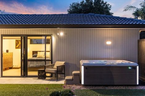 Photo of property in 47 Palmyra Way, Half Moon Bay, Auckland, 2012