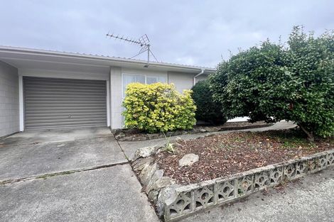 Photo of property in 5 Sarabande Avenue, Redwood, Christchurch, 8051