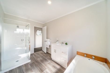 Photo of property in 6a Louis Street, Trentham, Upper Hutt, 5018