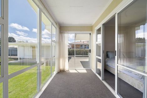 Photo of property in 19 Henare Street, West End, Palmerston North, 4412
