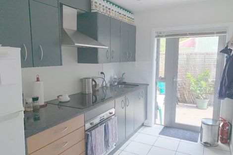 Photo of property in 231u8 Marine Parade, Seatoun, Wellington, 6022