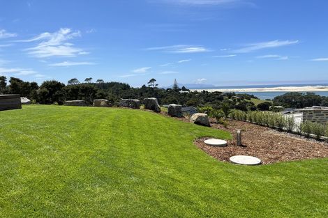 Photo of property in 4 Horizon View Place, Mangawhai Heads, Mangawhai, 0505