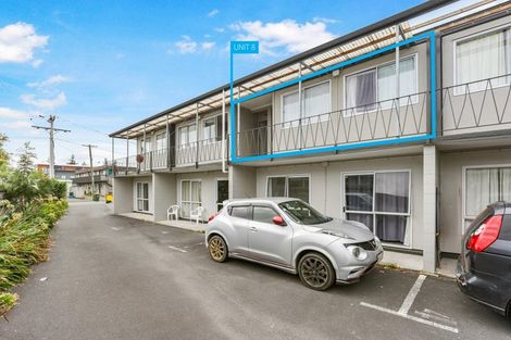 Photo of property in 8/3 Tralee Place, Hillcrest, Hamilton, 3216