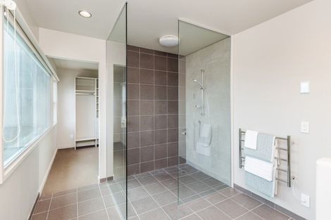 Photo of property in 102 Lake Road, Frankton, Hamilton, 3204