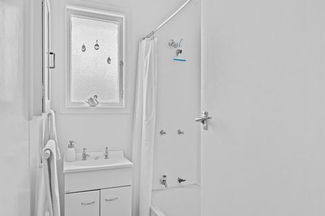 Photo of property in 28 Kotuku Place, Tokoroa, 3420