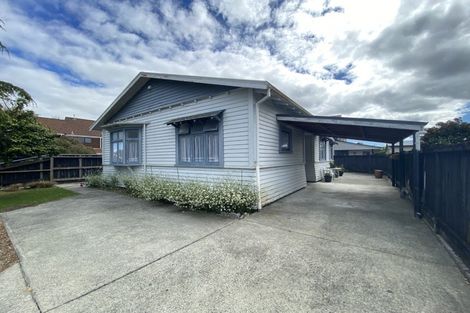 Photo of property in 213 Park Road, Hokowhitu, Palmerston North, 4410