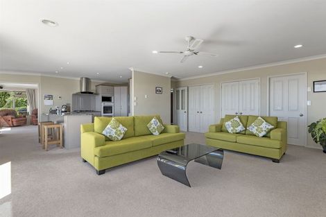 Photo of property in 109r Waikite Road, Welcome Bay, Tauranga, 3175