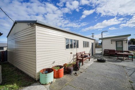 Photo of property in 89 Half Mile Road, Tuatapere, 9620