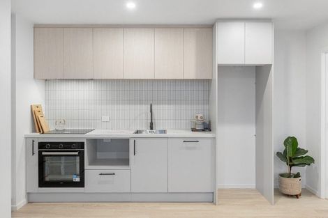 Photo of property in 1/21 Church Street, Devonport, Auckland, 0624