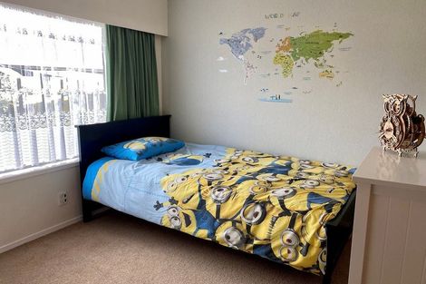 Photo of property in 31 Beechdale Crescent, Pakuranga Heights, Auckland, 2010