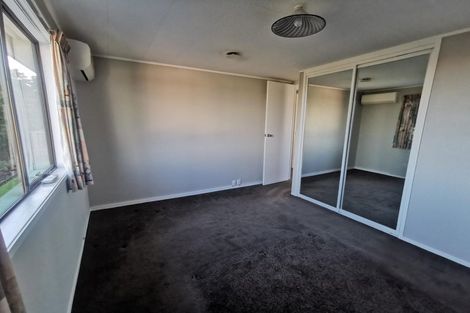 Photo of property in 18 Deodar Place, Totara Heights, Auckland, 2105