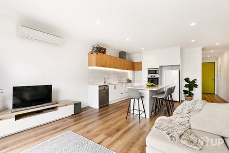 Photo of property in 7 Hudson Bay Road, Hobsonville, Auckland, 0616