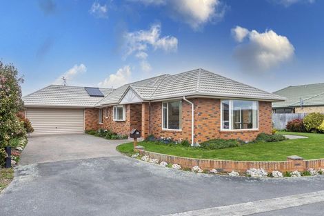 Photo of property in 27 Monaghan Street, Northwood, Christchurch, 8051