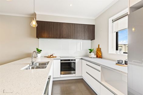 Photo of property in 215 Hobsonville Point Road, Hobsonville, Auckland, 0616