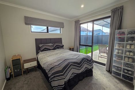 Photo of property in 24 Rangataiki Place, Te Awa, Napier, 4110