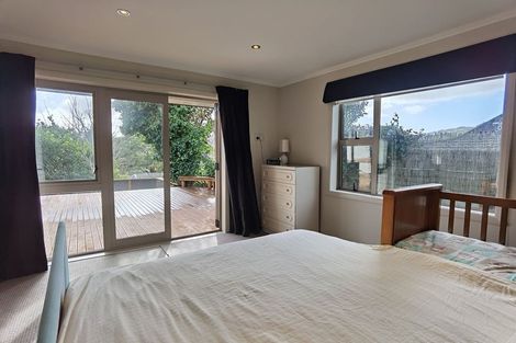 Photo of property in 3 Caesars Place, Churton Park, Wellington, 6037